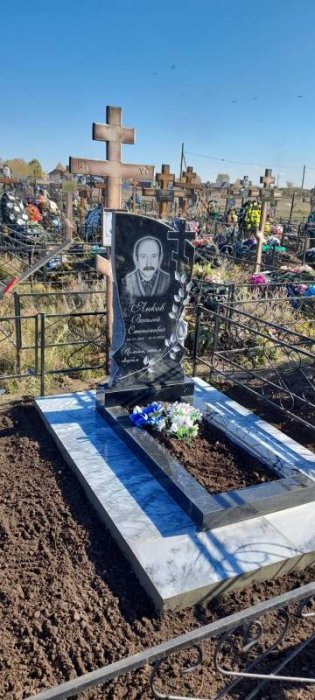 Памятник из гранита 27