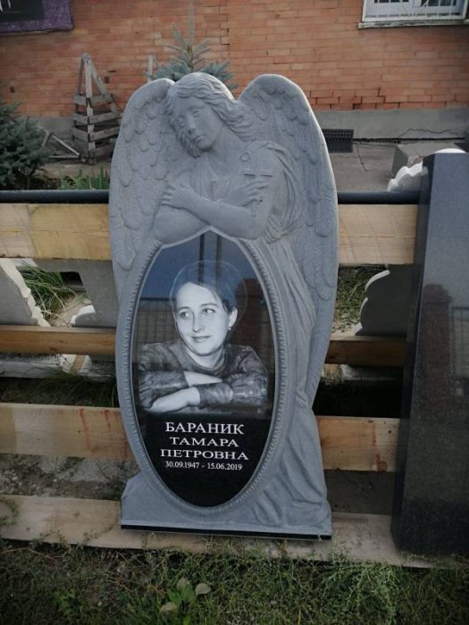 Памятник из гранита 23